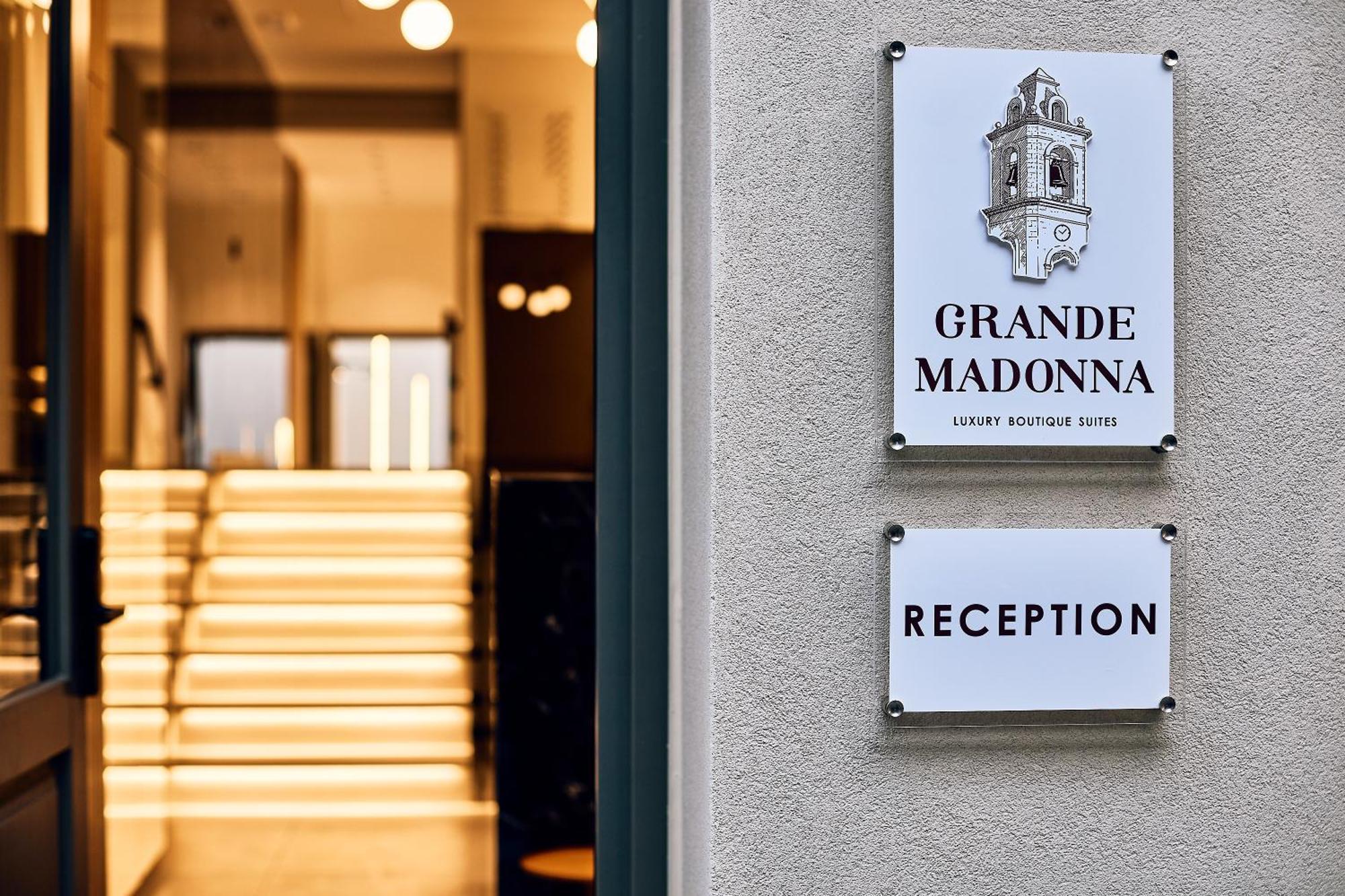 Grande Madonna Luxury Boutique Suites レティムノ エクステリア 写真