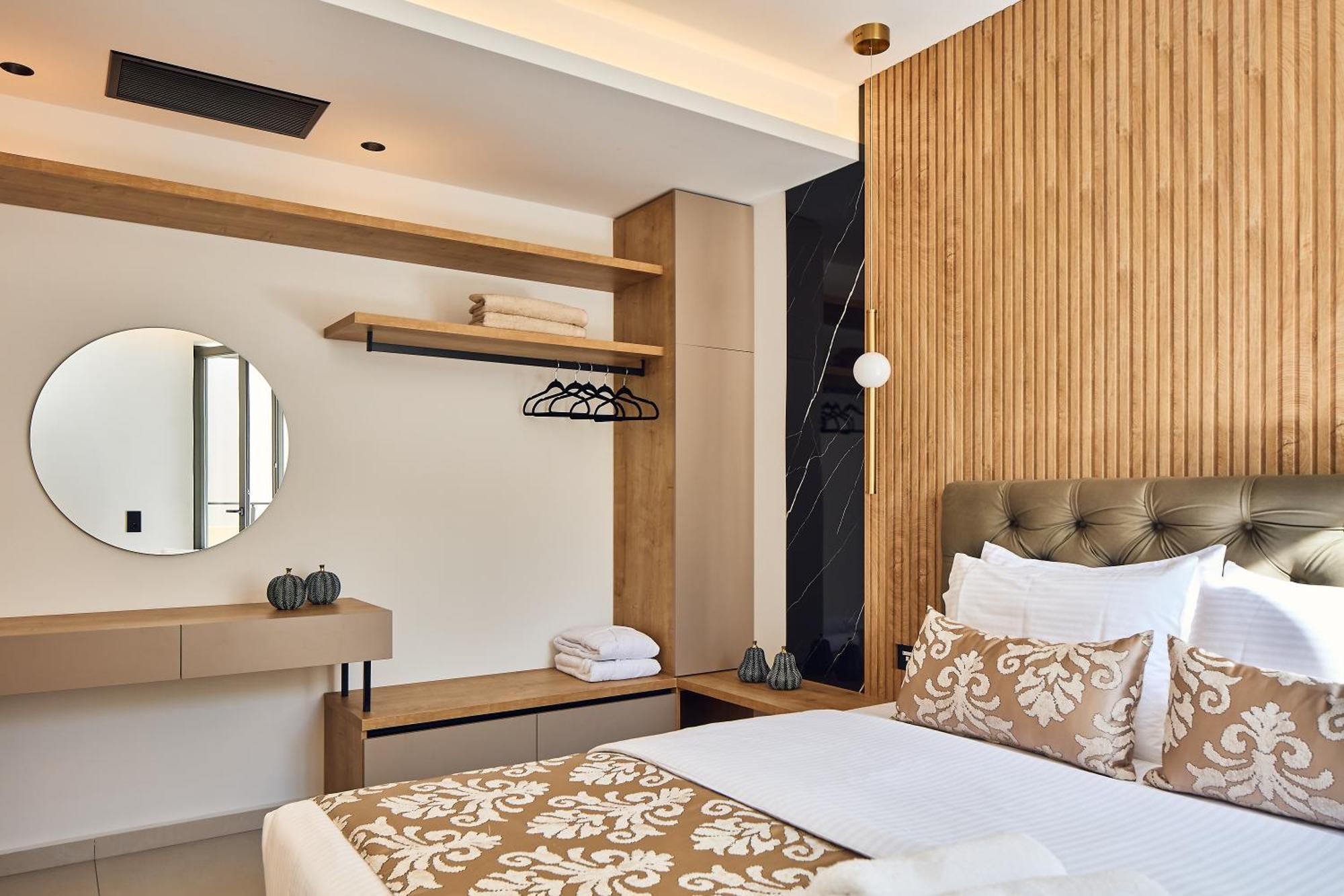 Grande Madonna Luxury Boutique Suites レティムノ エクステリア 写真