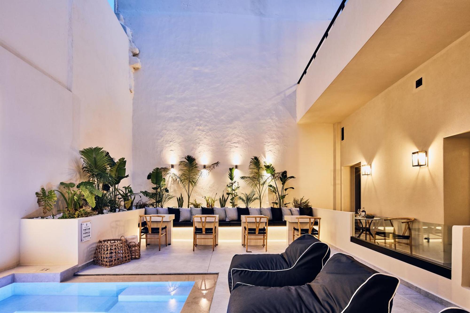 Grande Madonna Luxury Boutique Suites レティムノ エクステリア 写真